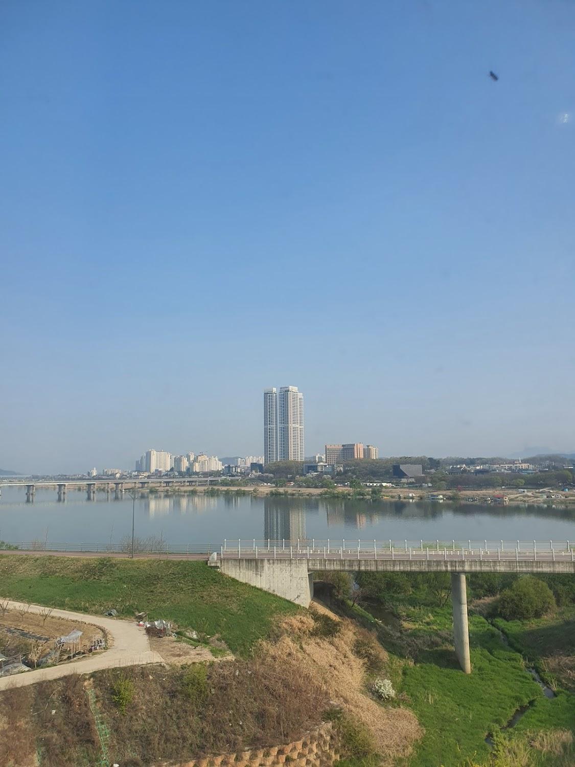 Cover Image for 앤모텔