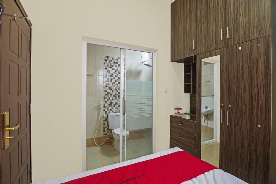 Cover Image for RedDoorz @ Palmerah Utara