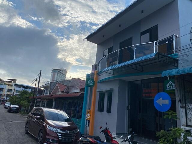 Cover Image for OYO 90367 Homestay 81 Penuin