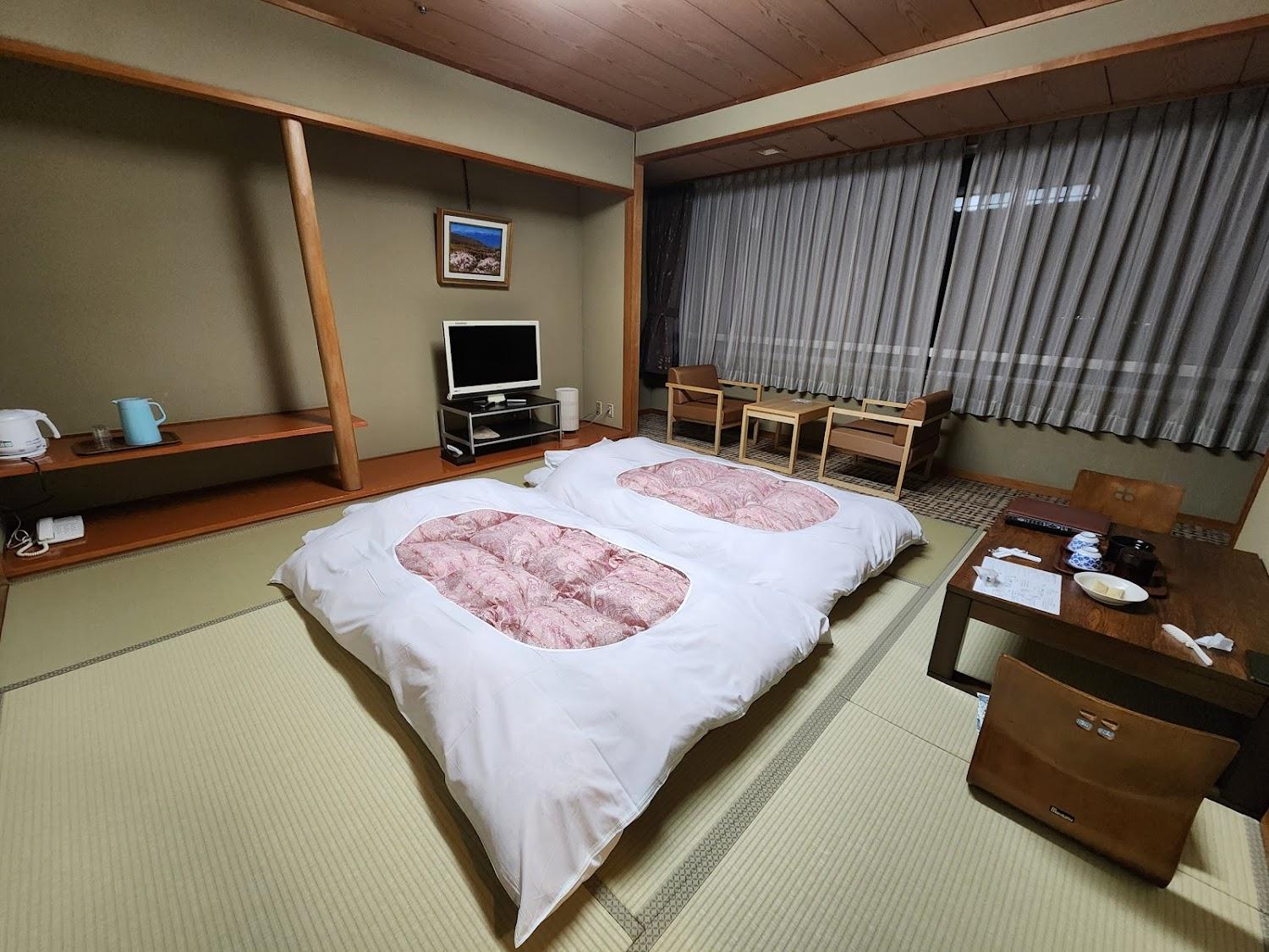 Cover Image for KAMENOI HOTEL YAMATO HEGURI