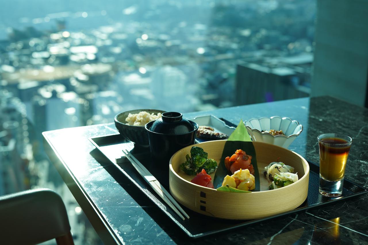 Cover Image for The Aoyama Grand Hotel