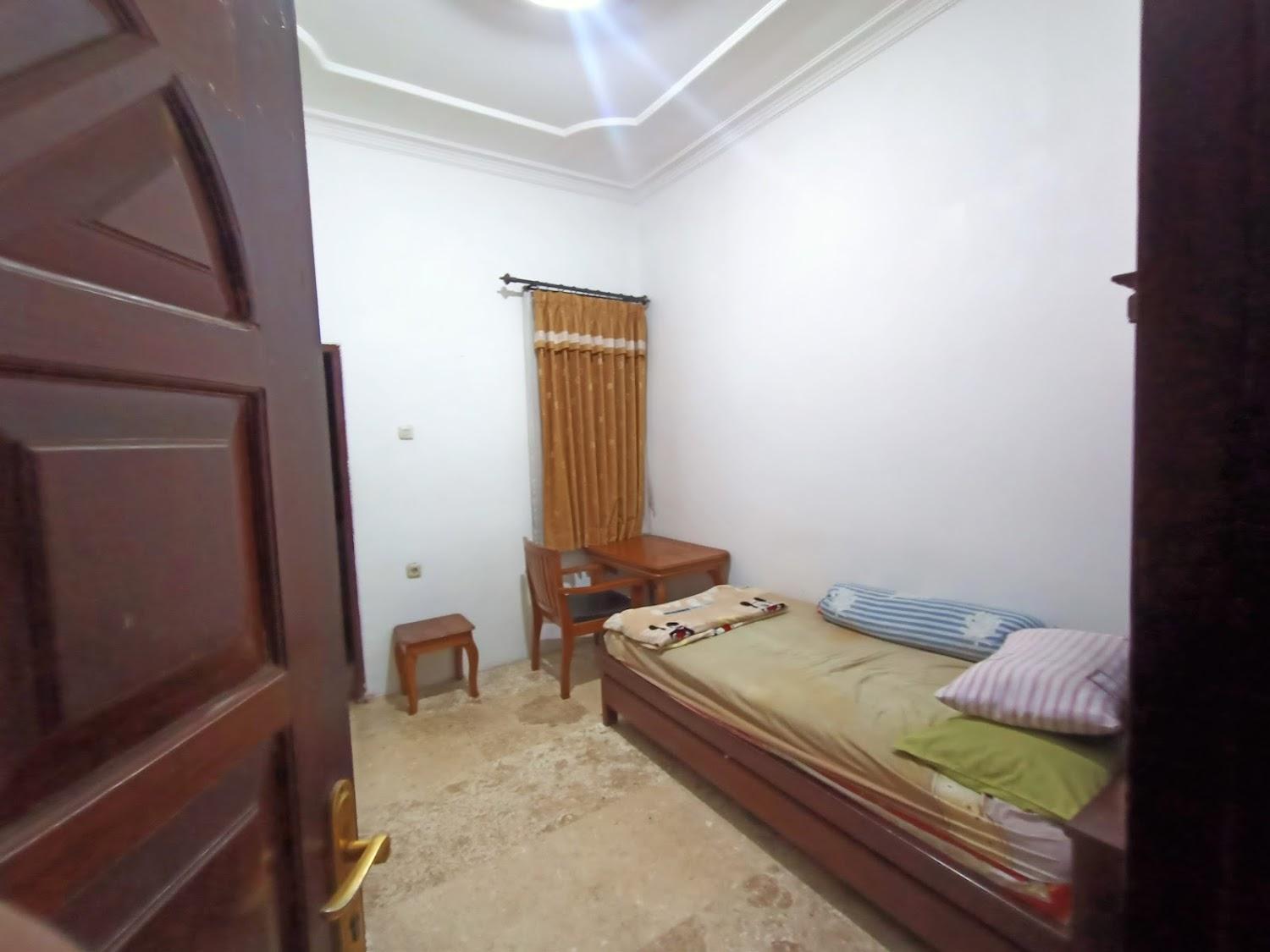 Cover Image for SPOT ON 90748 Guest House Bu Dedeh F82 Alamanda Dago