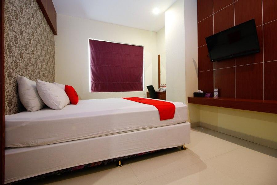 Cover Image for RedDoorz Premium near Nipah Mall