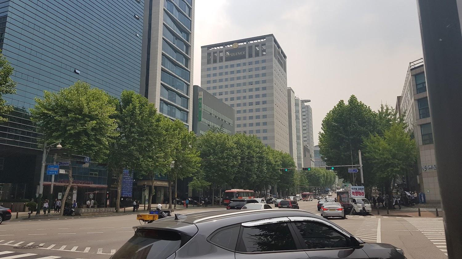 Cover Image for Ảnh At a glance