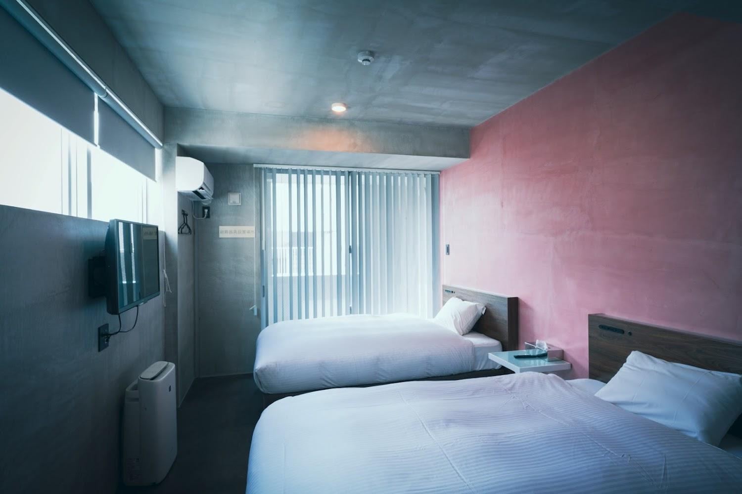 Cover Image for maejima Hotel 〜 那覇前島ホテル コンセプトホテル