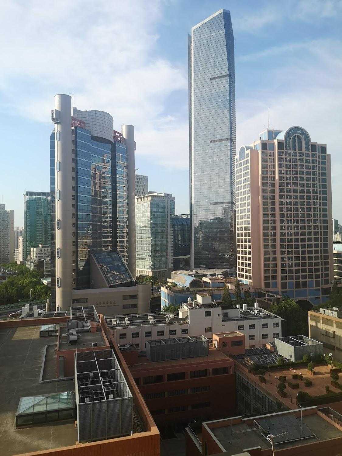 Cover Image for Shanghai Hotel