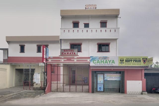 Cover Image for OYO 3056 Hotel Cahaya