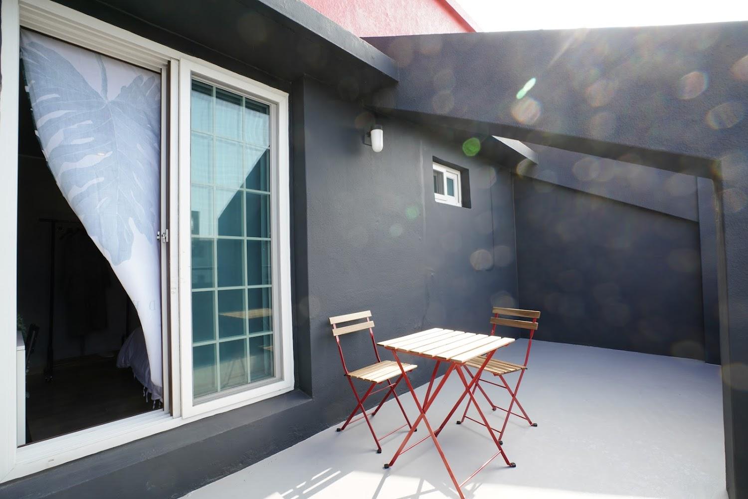 Cover Image for Hotel Stay Hyun