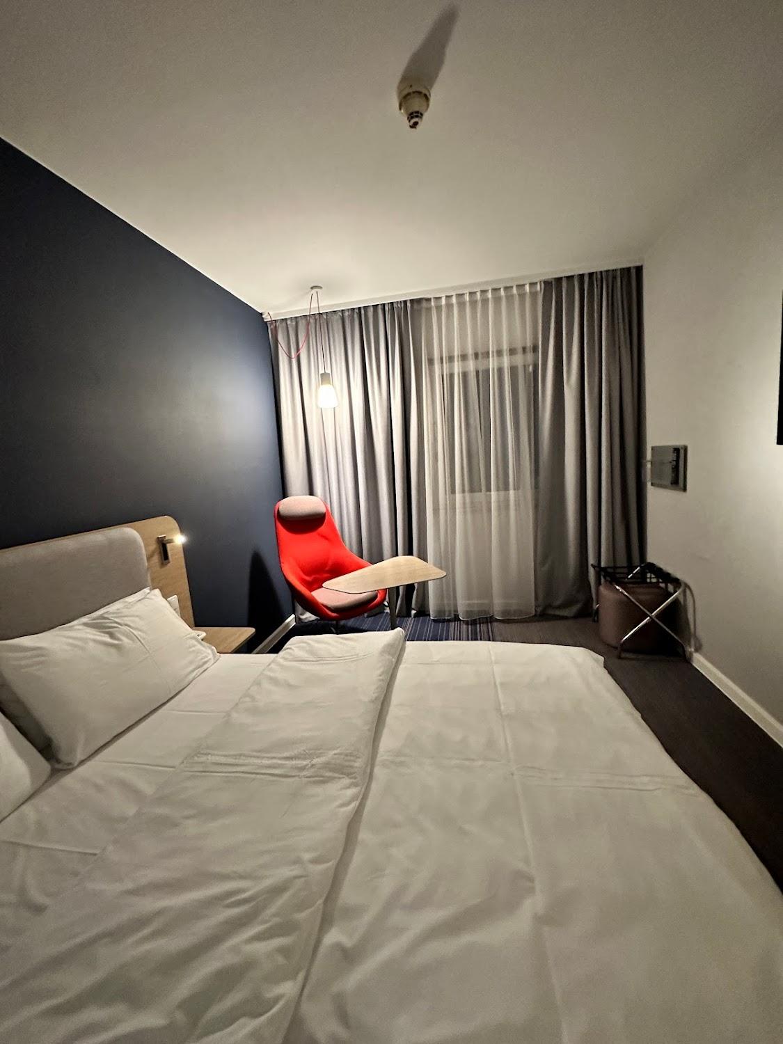 Cover Image for Holiday Inn Express Frankfurt - Messe, an IHG Hotel