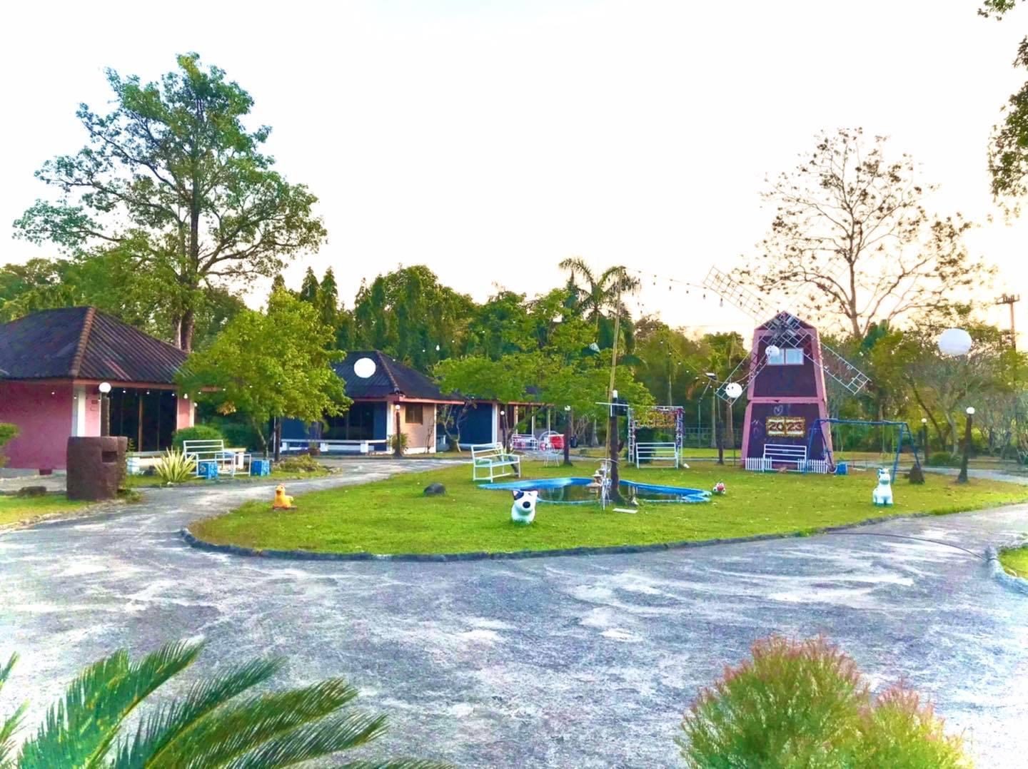 Cover Image for บ้านสวนไอดินรีสอร์ต นครนายก