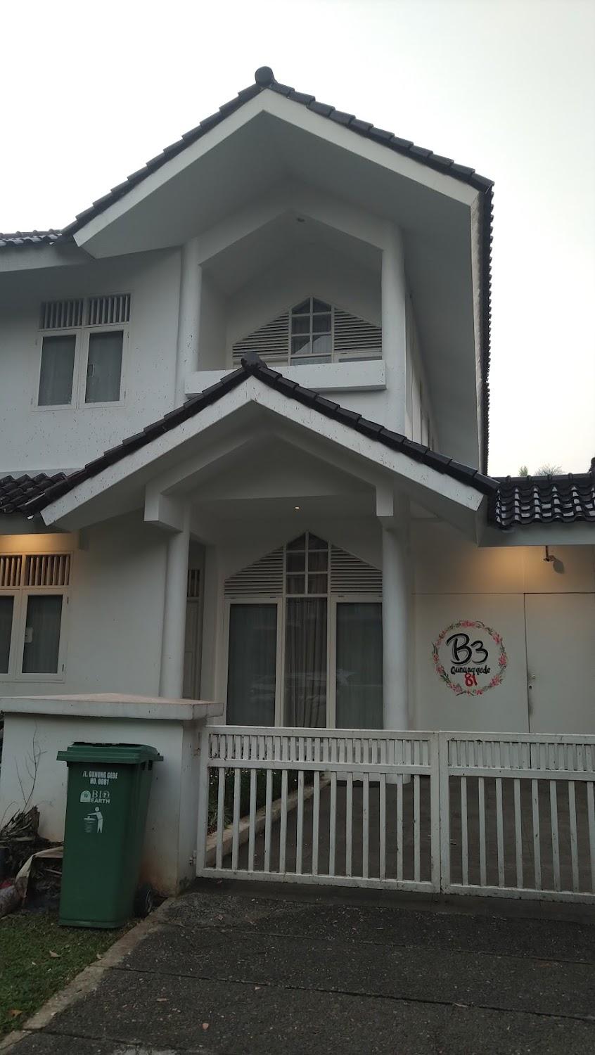 Cover Image for B3 Bromo Bed and Breakfast