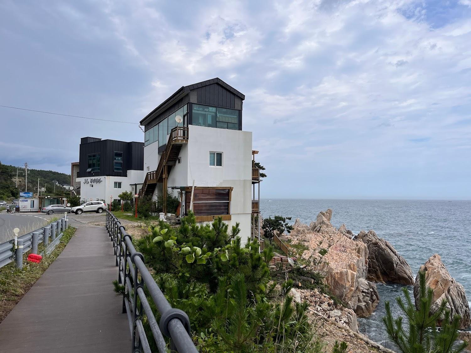 Cover Image for 하이펜션