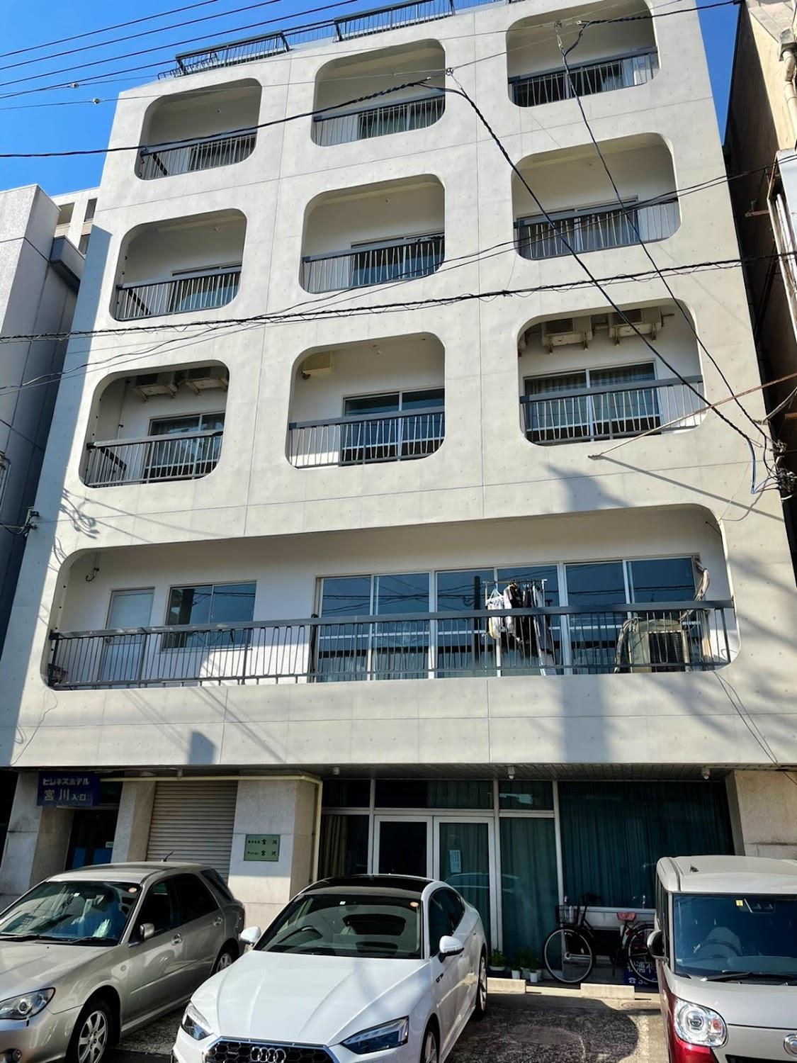 Cover Image for ビジネスホテル 宮川