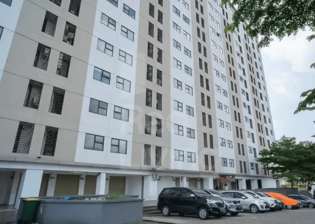 Cover Image for RedLiving 19 Avenue Apartment by RH Room