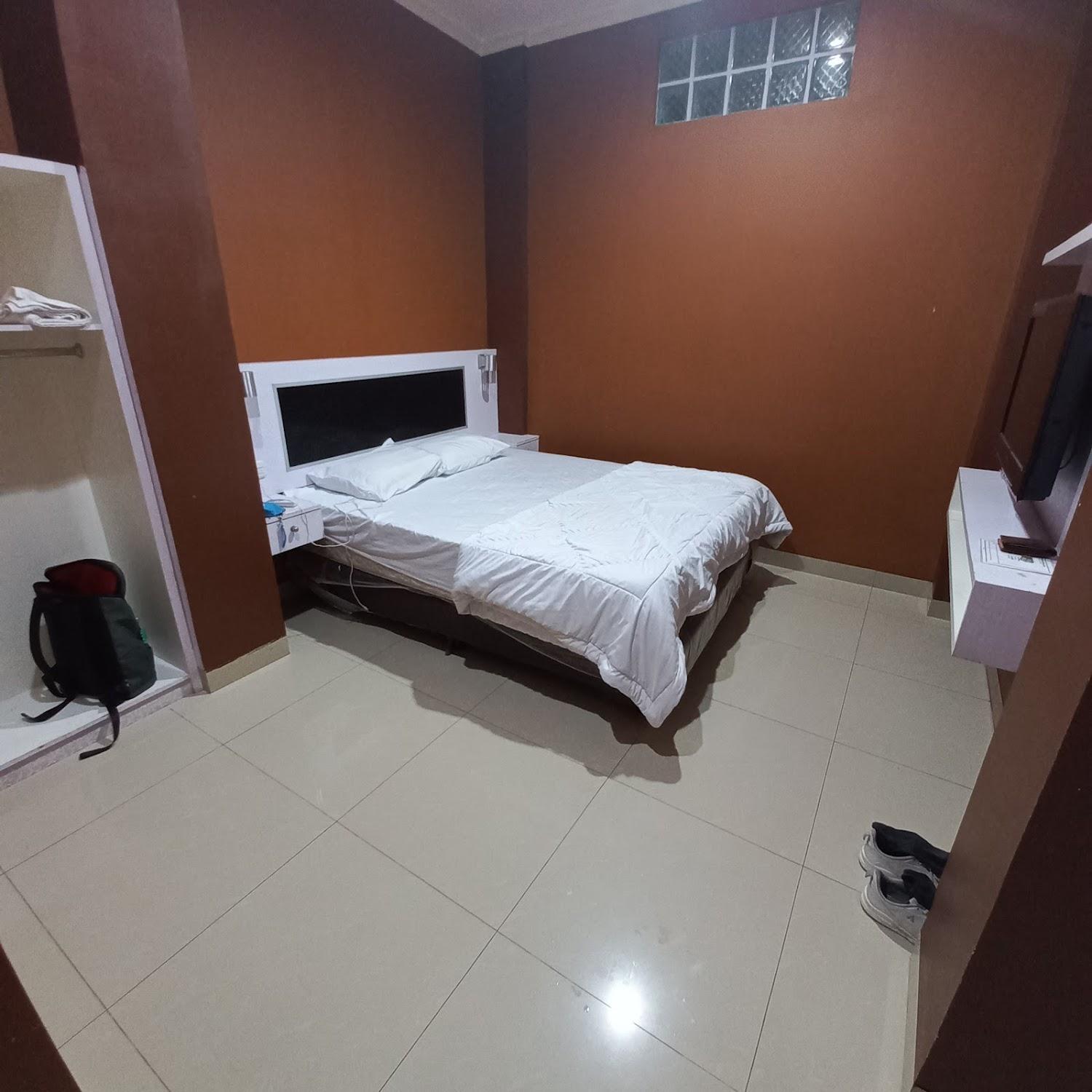 Cover Image for OYO 90660 Star Hotel Syariah