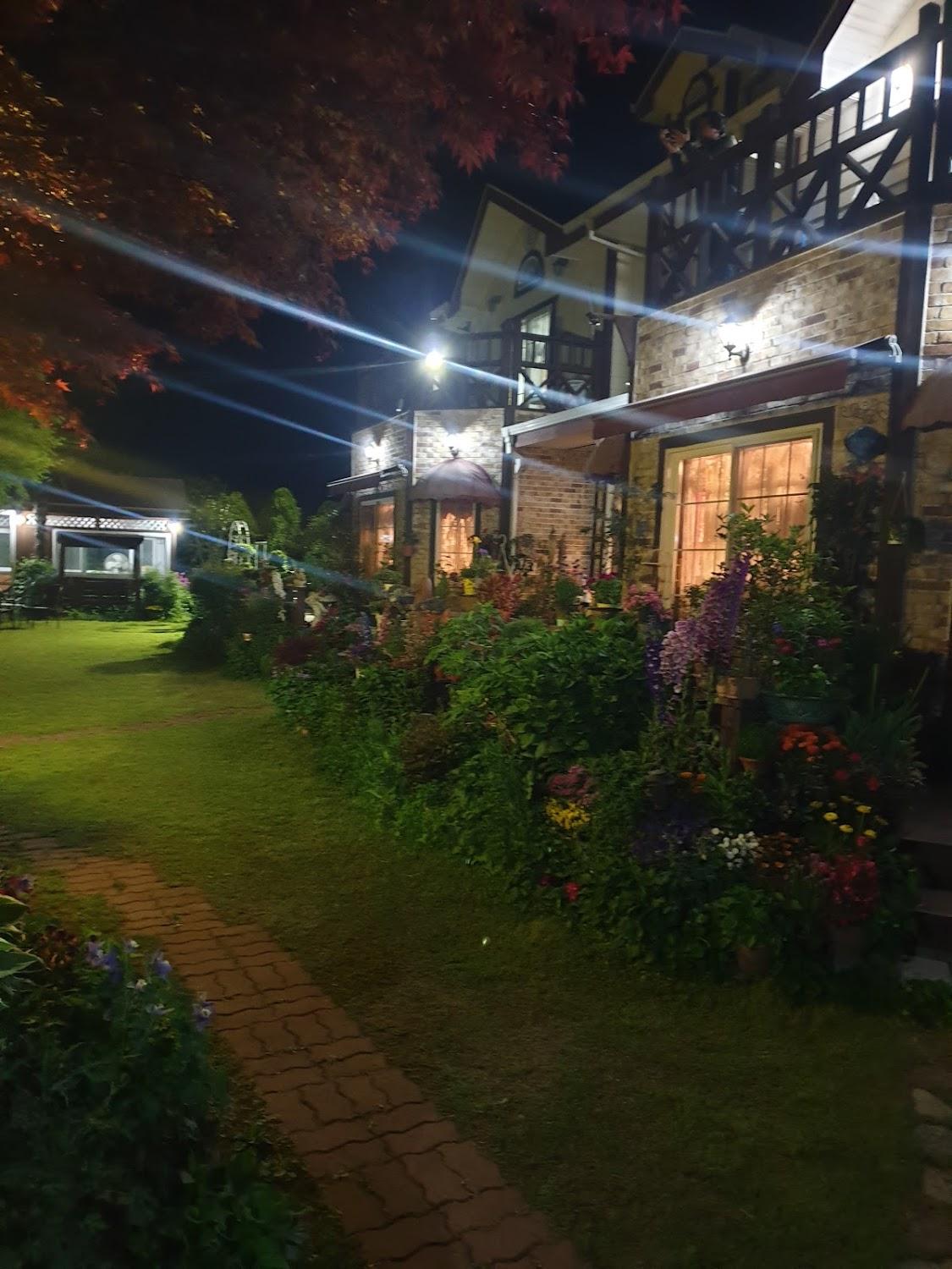 Cover Image for 가사리꽃님이네펜션