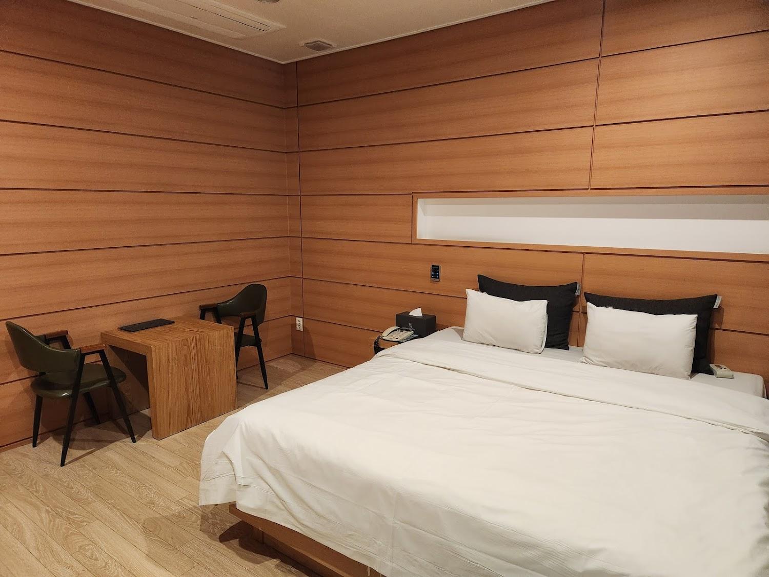 Cover Image for Stay Hotel