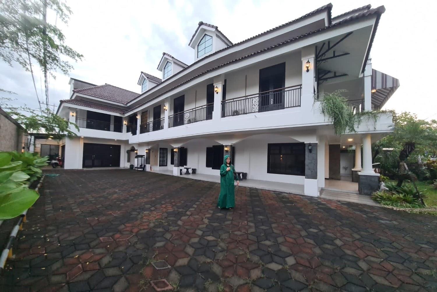 Cover Image for Omah Tilam