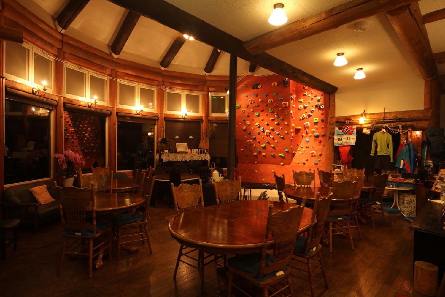 Cover Image for LODGE CLUBMAN