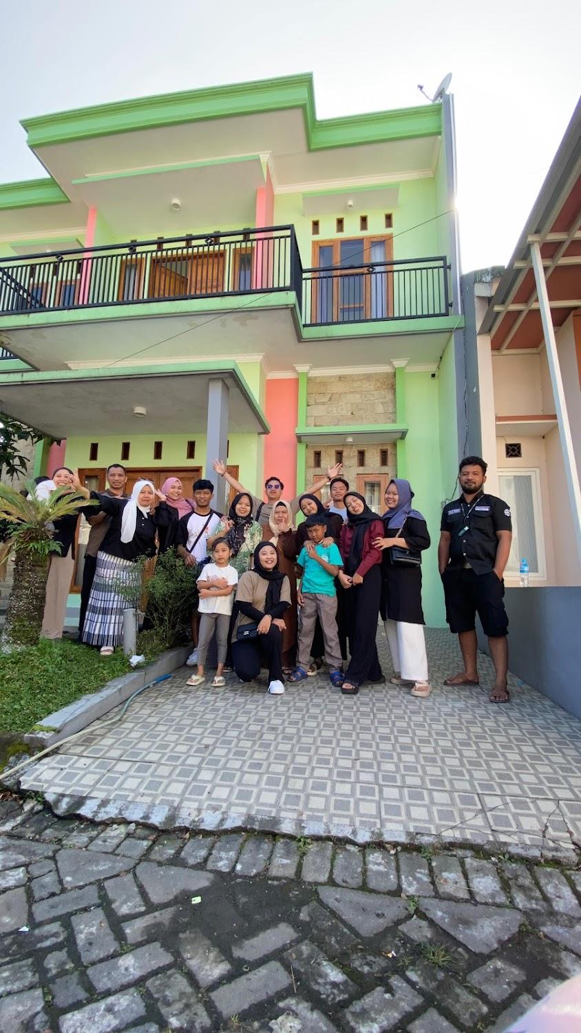 Cover Image for Villa Mutiara Hijau