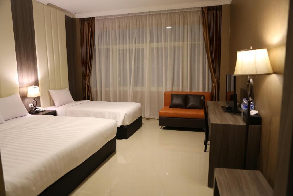 Cover Image for Hotel 55 International