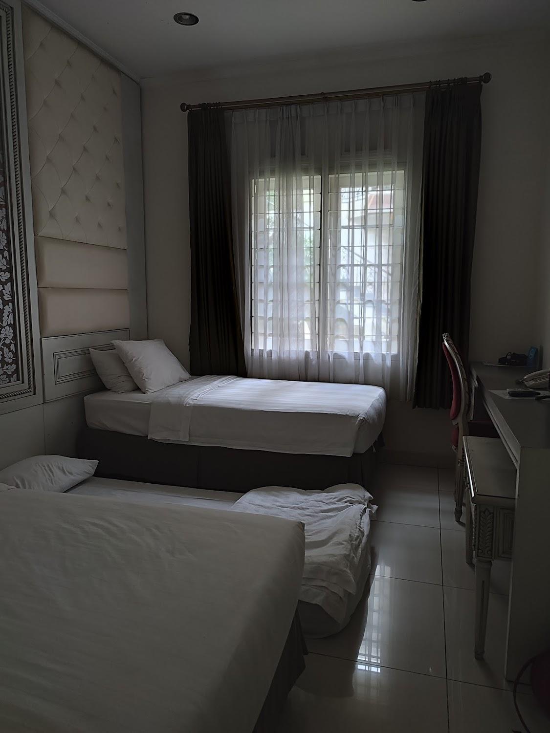 Cover Image for Ottenville Boutique Hotel