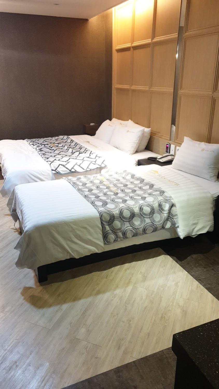 Cover Image for Elga Hotel