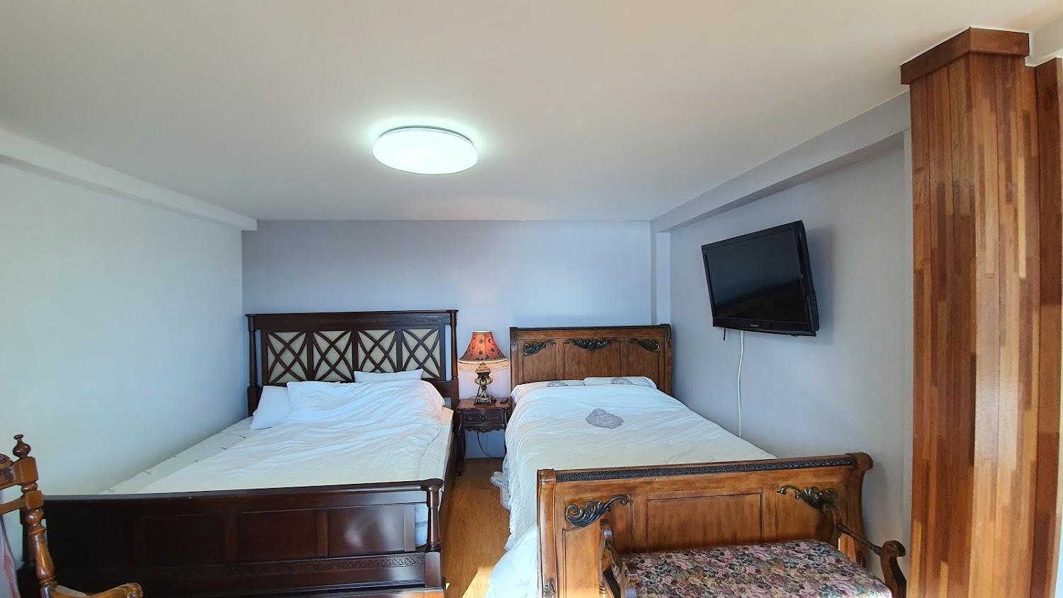 Cover Image for 호텔목화 Hotel Mokhwa