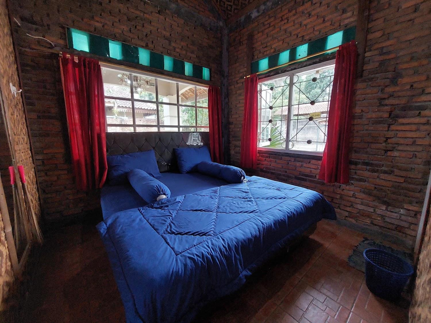 Cover Image for Villa Valsad by Villa Gue Aja