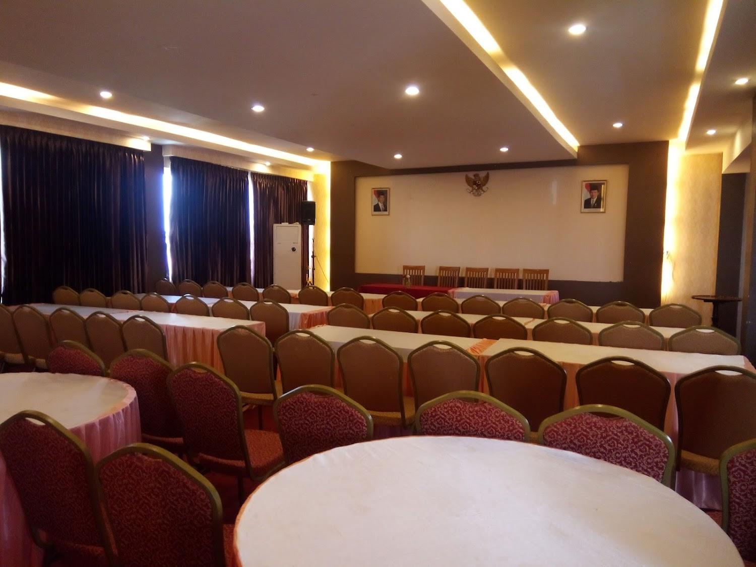 Cover Image for Hotel D'Madinah