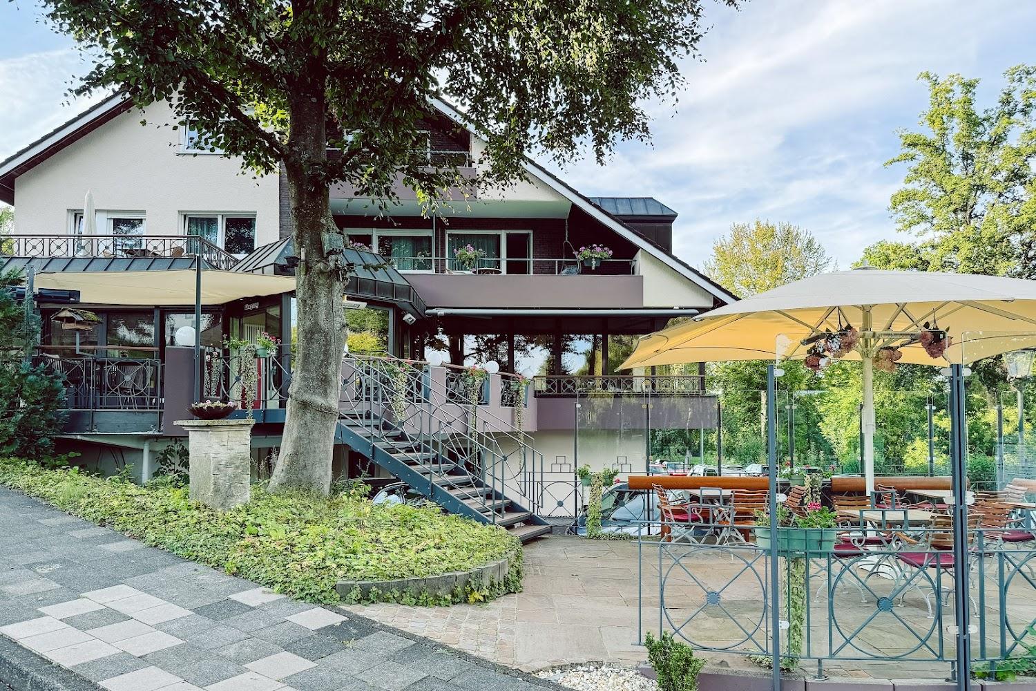 Cover Image for Parkhotel Hegers