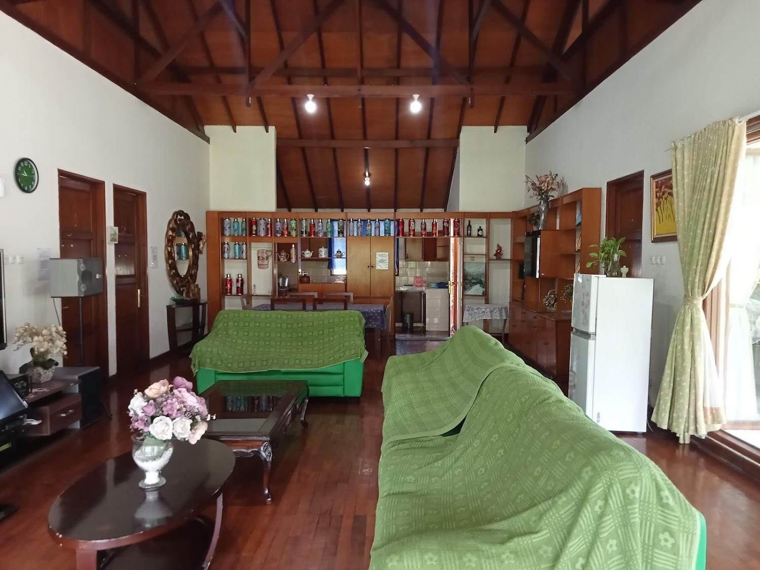 Cover Image for Nataka Green
