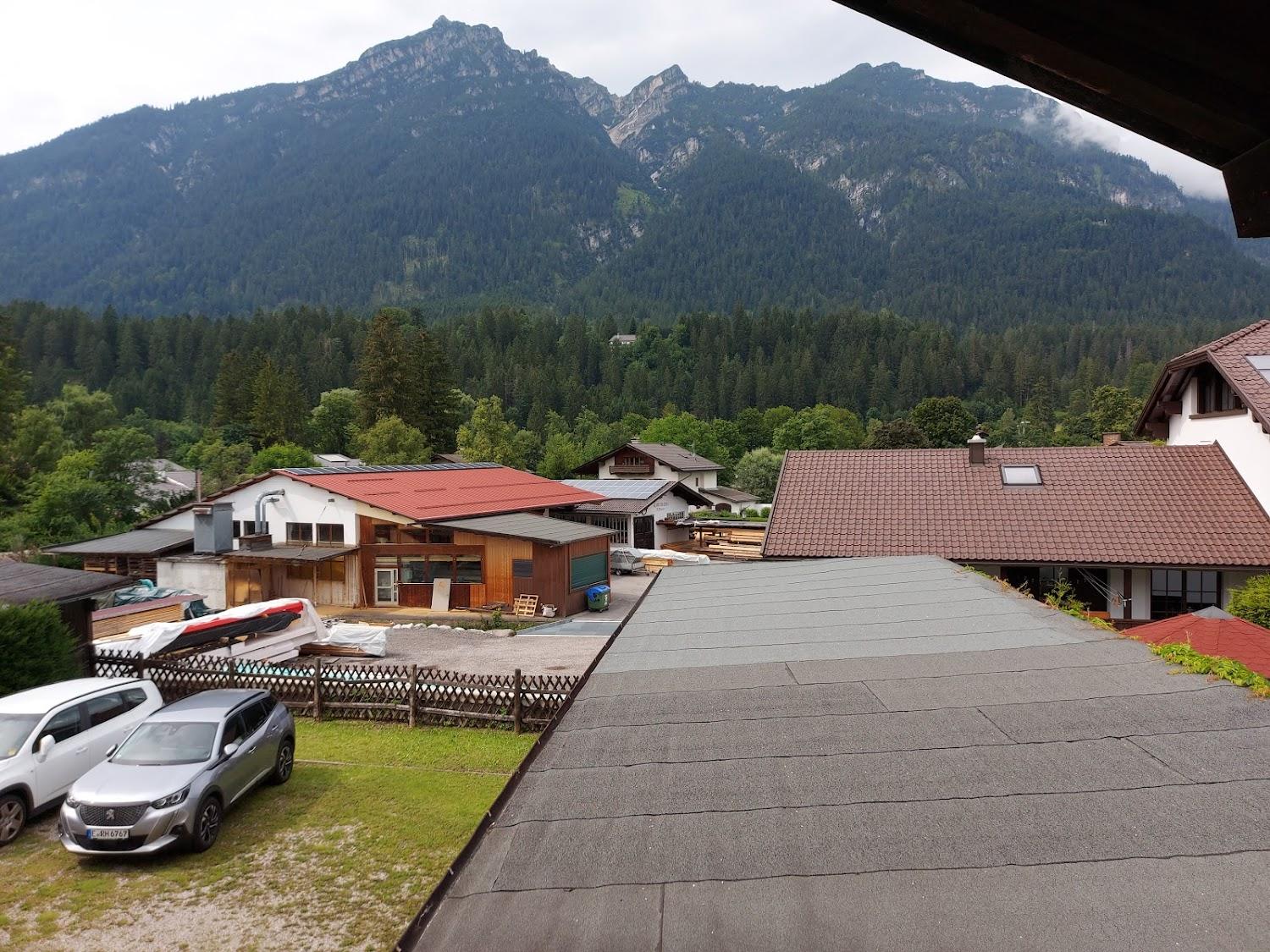 Cover Image for Gästehaus Alpenglühen