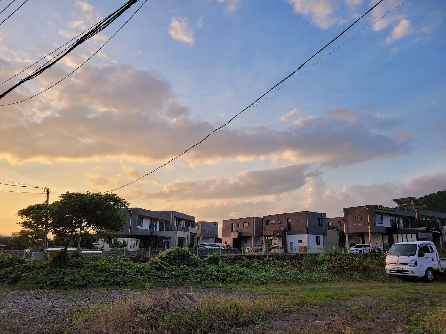 Cover Image for 애월럭스하우스