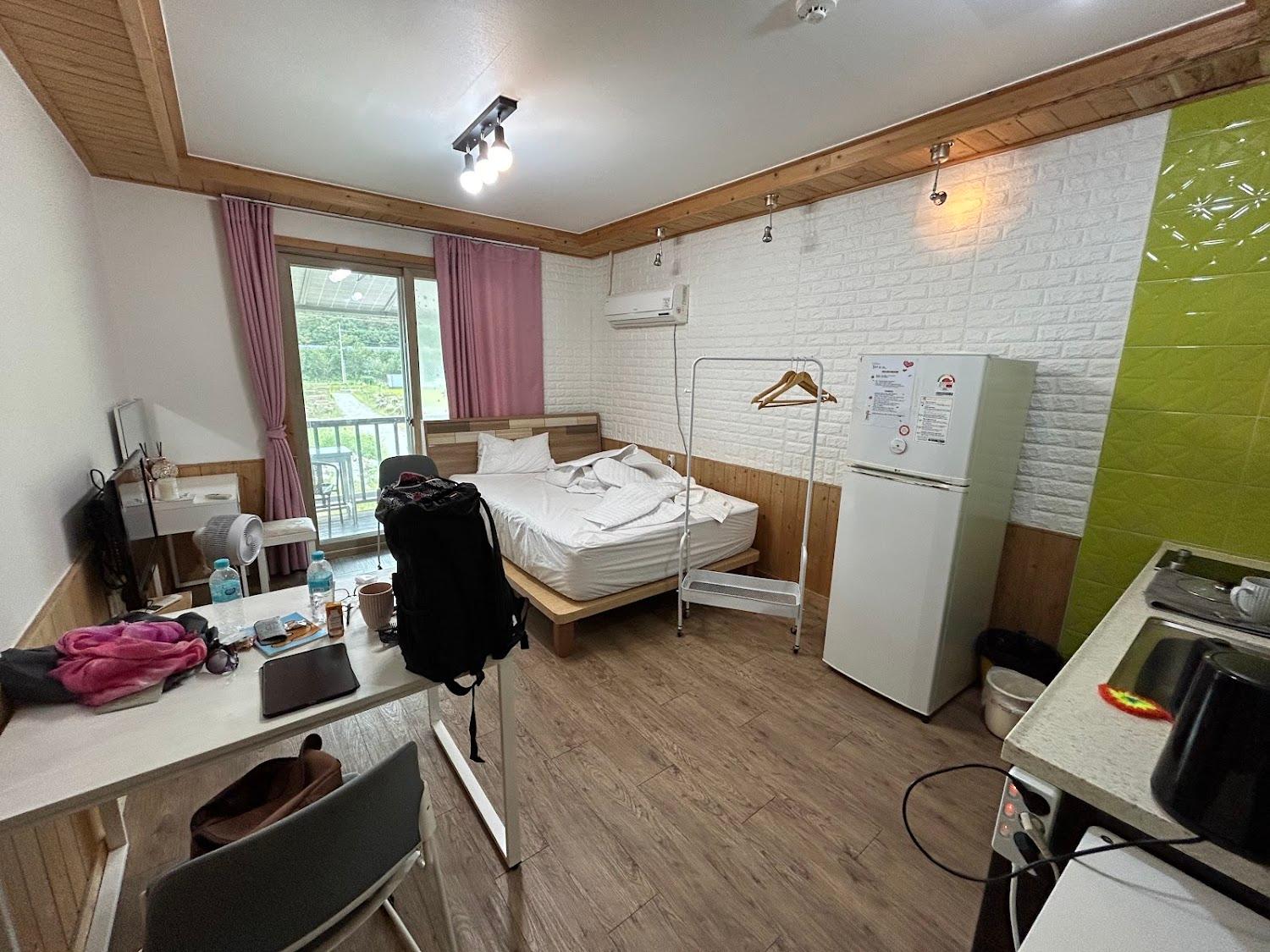 Cover Image for Suncheon Suncheon Romance Pension