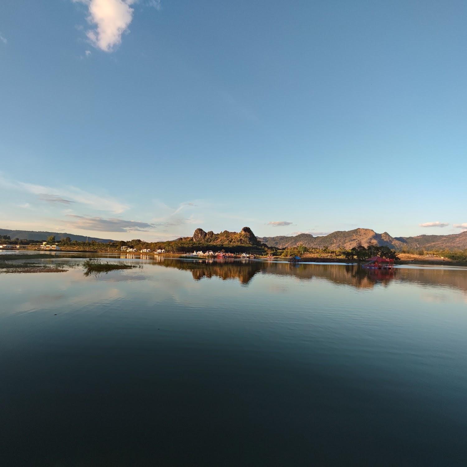 Cover Image for Phu Om Ville Resort