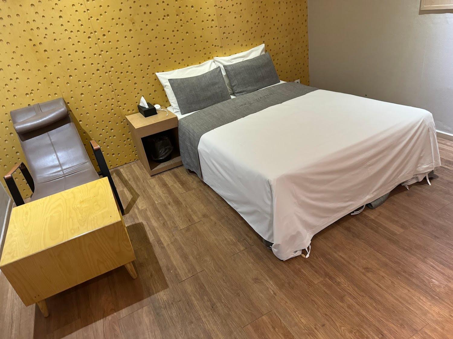 Cover Image for Urban Nest Hotel