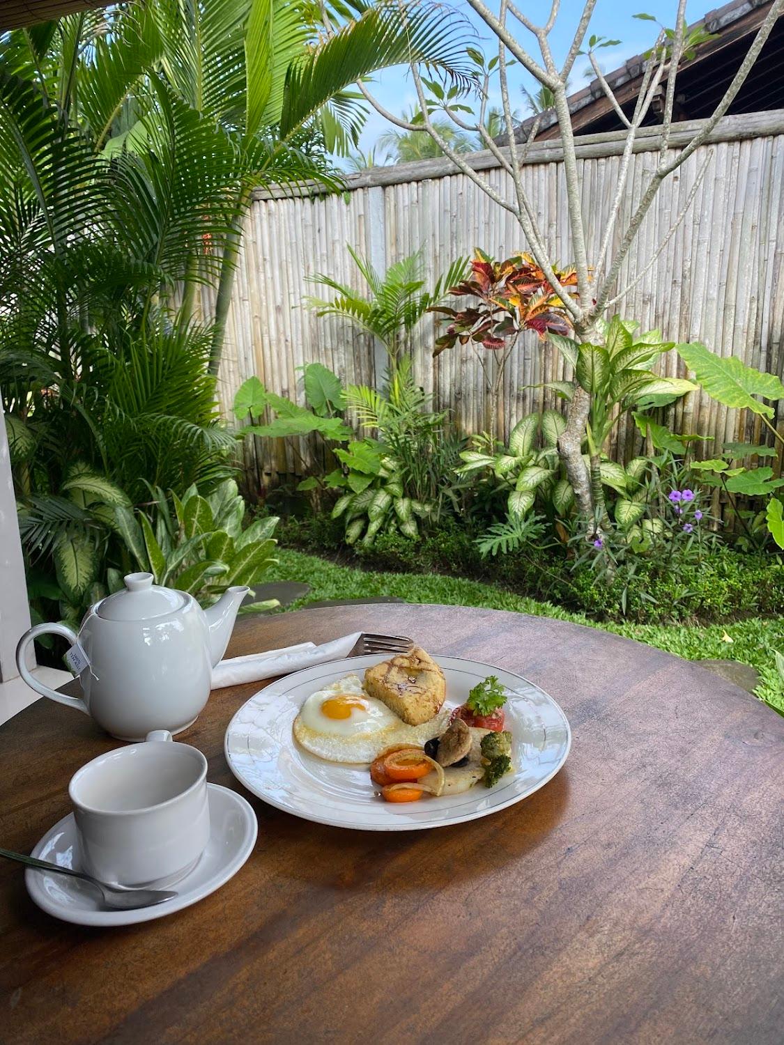 Cover Image for Green Coconut Cottage