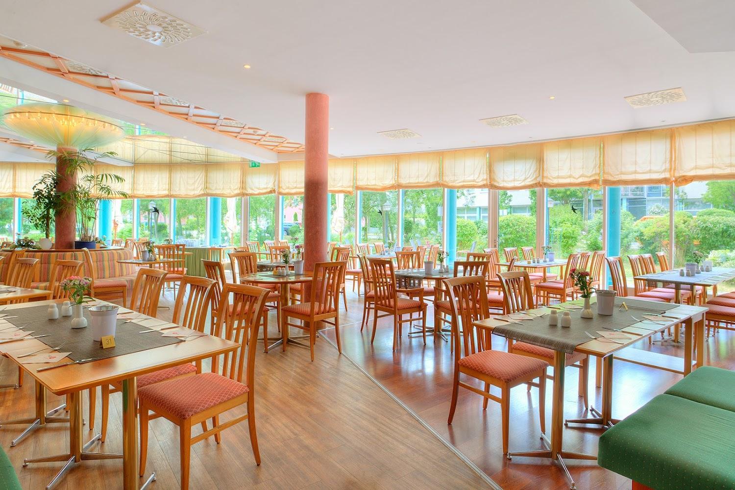 Cover Image for ACHAT Hotel Magdeburg