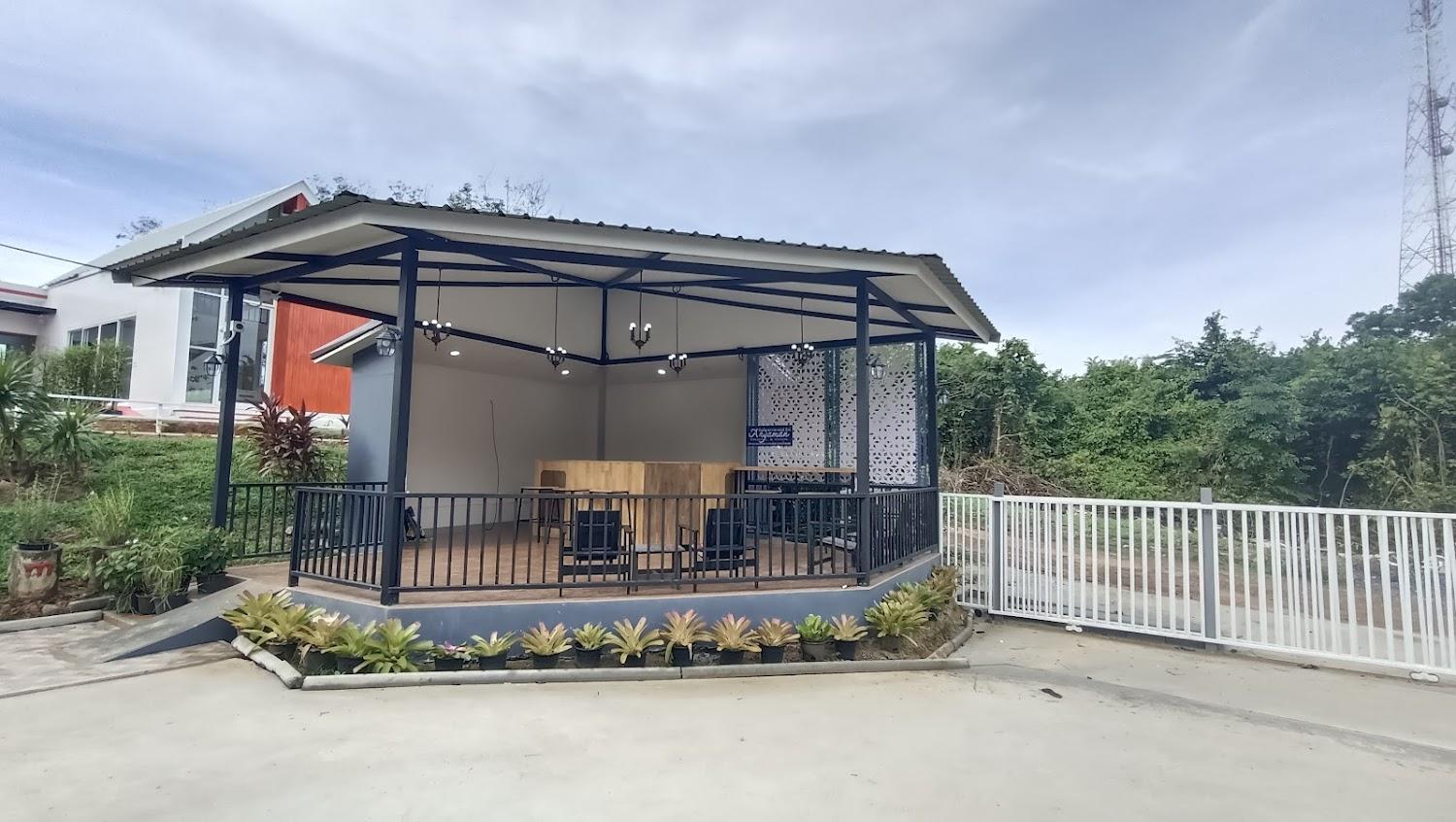 Cover Image for Anyaman Lanta House