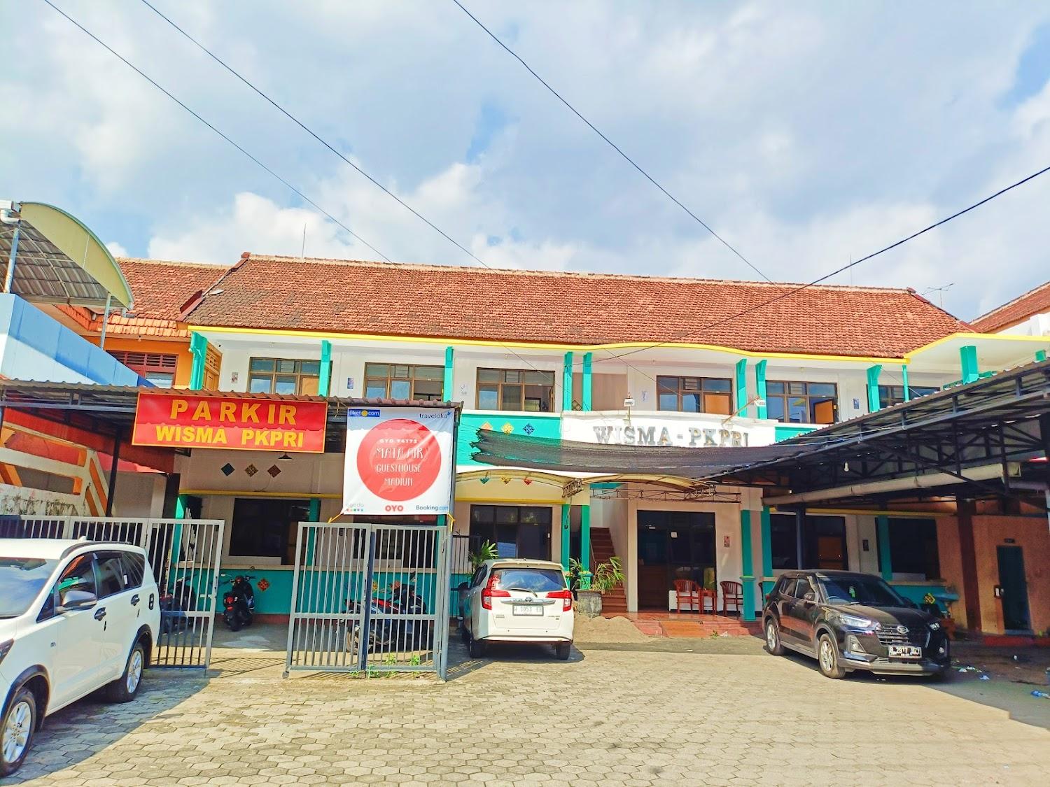 Cover Image for YUTAKA INN Stasiun Kota Madiun