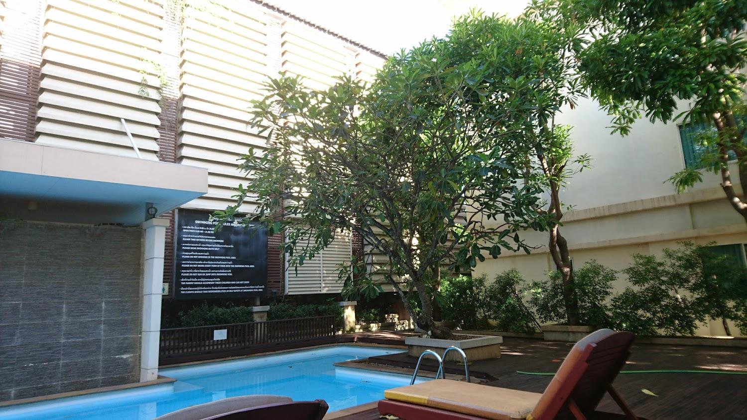 Cover Image for Avion Hotel