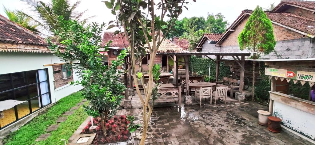 Cover Image for The Cabin Bungalow