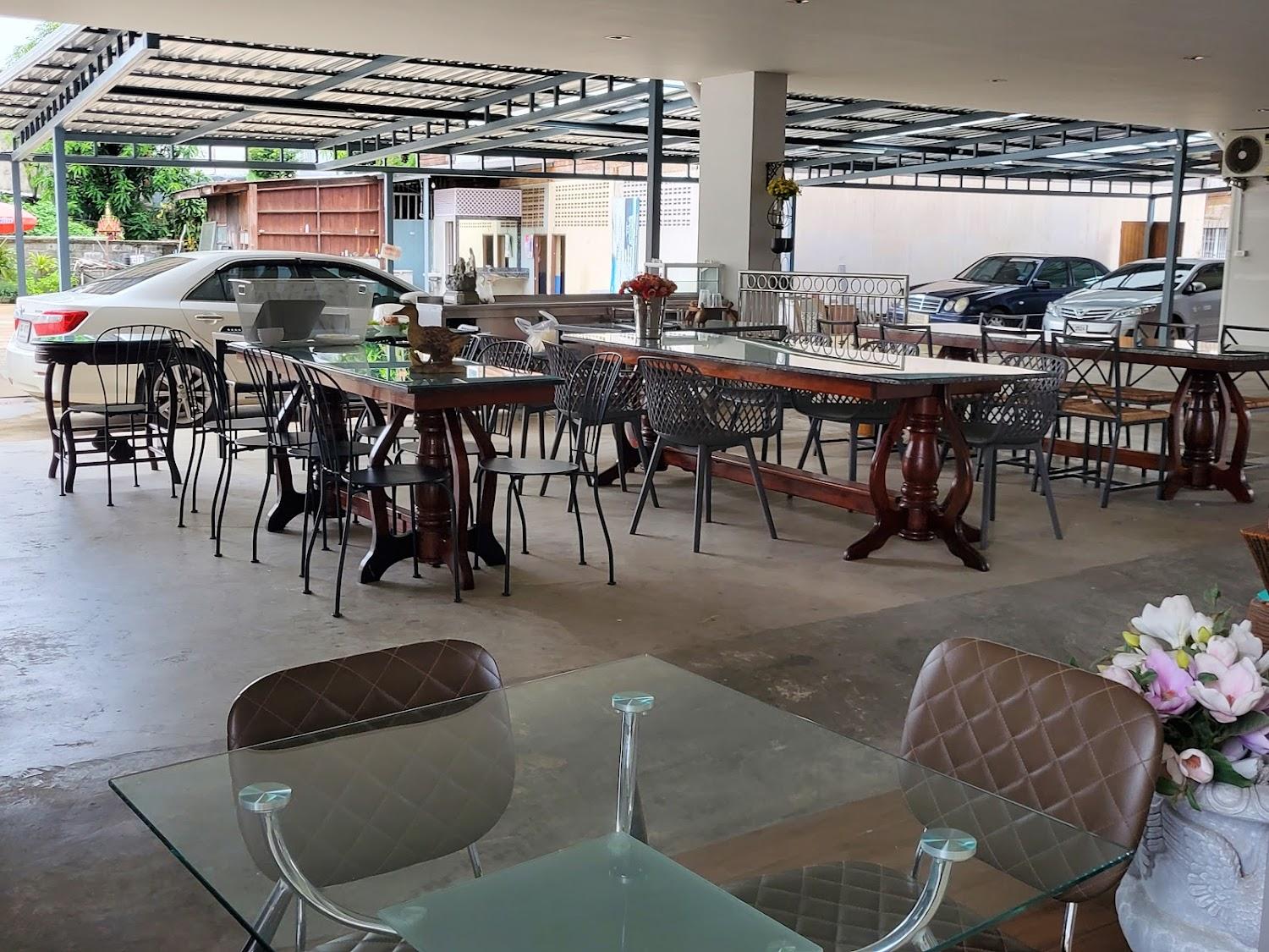 Cover Image for Rom Sai Tong Hotel