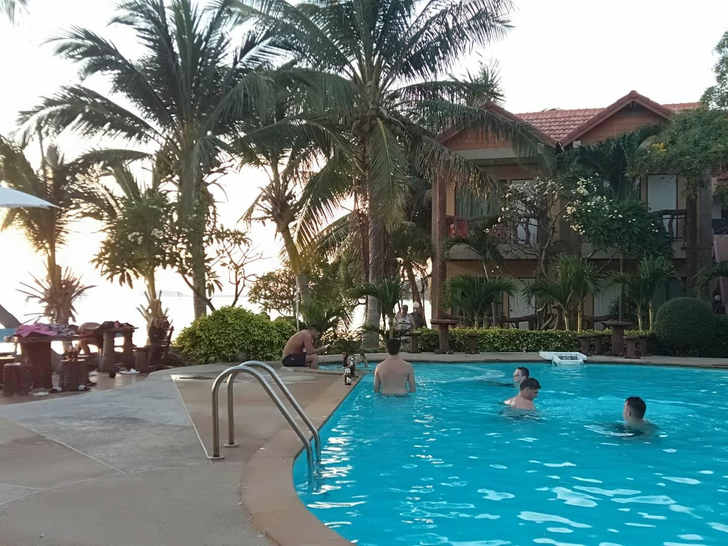 Cover Image for Friendly Resort