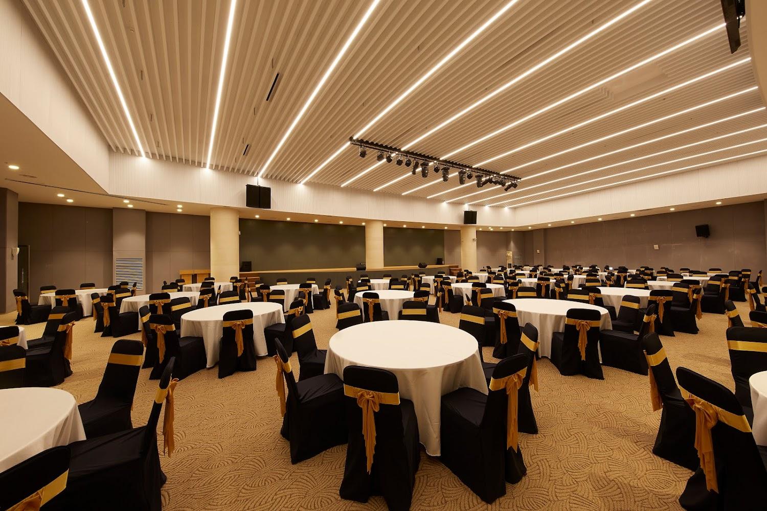 Cover Image for RAMADA Hotel & Suites Gangwon PyeongChang