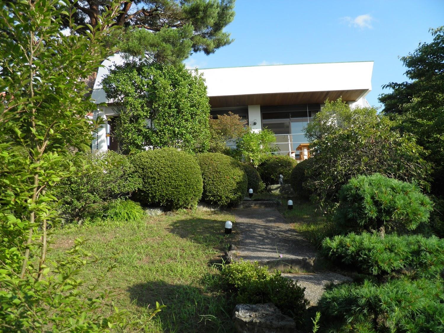 Cover Image for Rental Villa Doll House