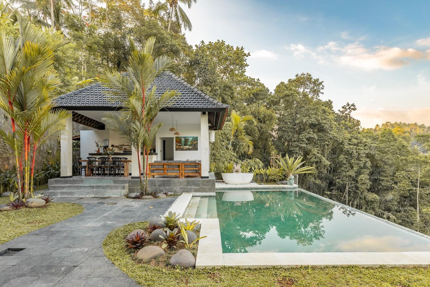 Cover Image for Sunrise Villa