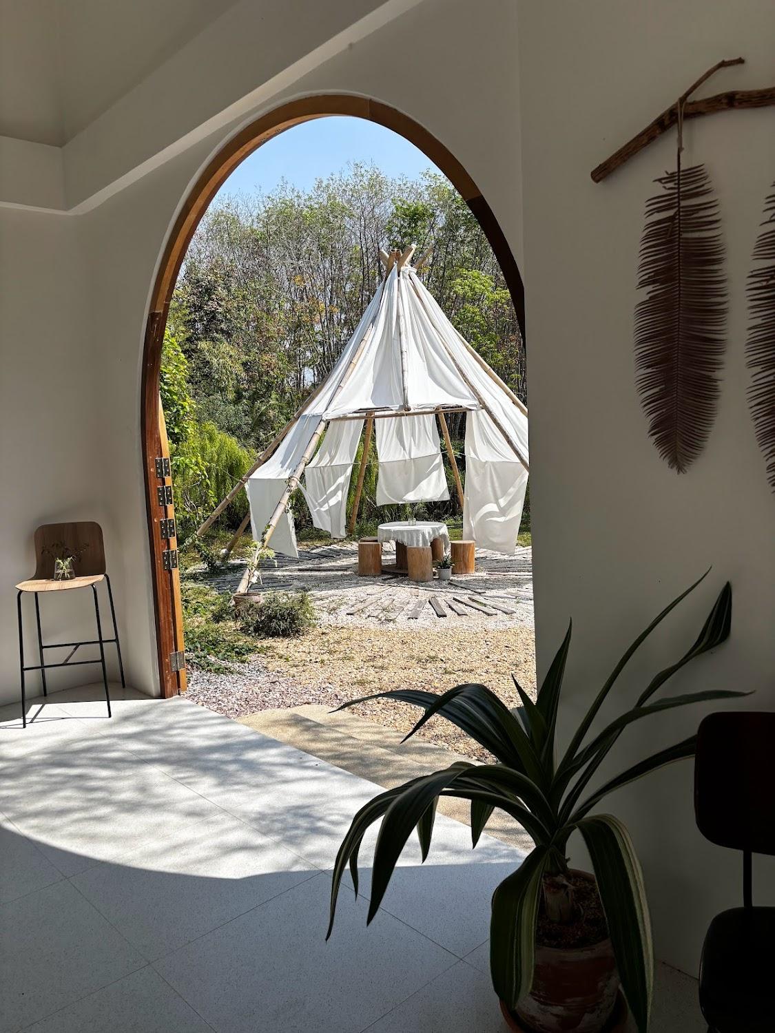 Cover Image for Double P stay and garden