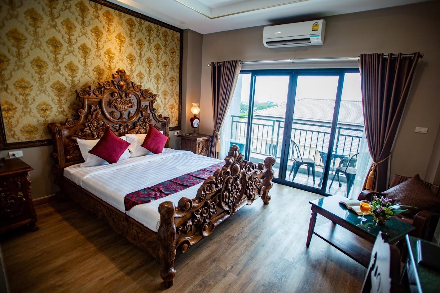 Cover Image for Chunlee Grand Korat Hotel (春利大酒店)